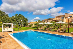  Finca Son Roig by Valentin  Поррерас